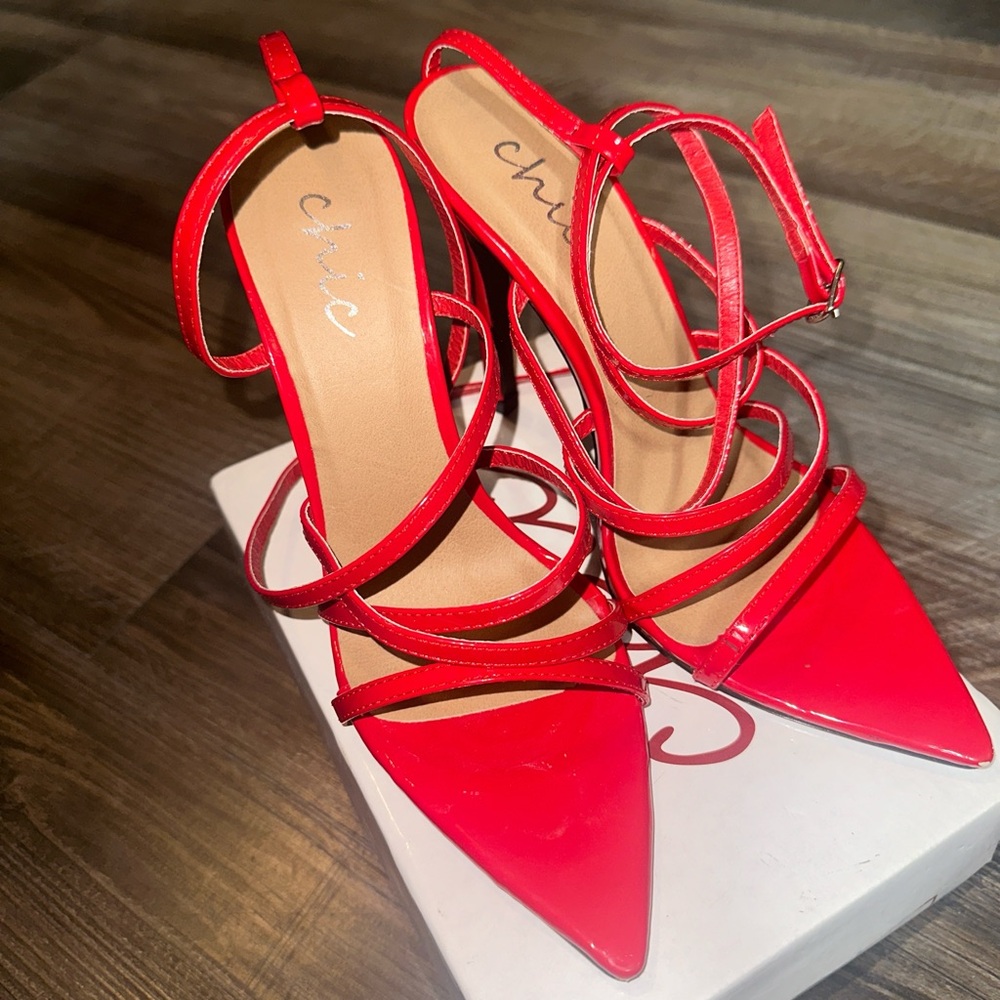 Chic Vibrant Red Strappy Heels
